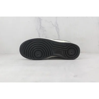 Undefeated x Nike Air Force 1 "Beige/Black 3M" фото № 8