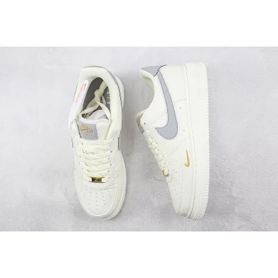 Nike Air Force 1 Low "White/Cadet Grey/Gold Mini-Swoosh" фото № 6
