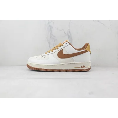 Nike Air Force 1 Low "White/Clay Brown" фото № 2