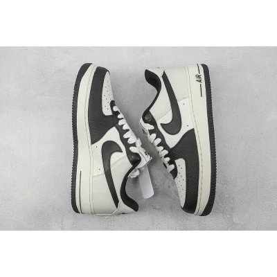 Nike Air Force 1 Low "Wood Grain Print" фото № 7