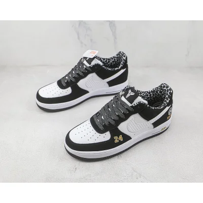 Nike Air Force 1 Low "Kobe White/Black/Metallic Gold" фото № 5