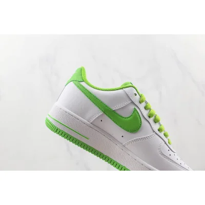 Nike Air Force 1 Low "Chlorophyll" фото № 3 Nike Air Force 1 Low "Chlorophyll" фото № 3