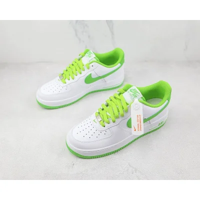 Nike Air Force 1 Low "Chlorophyll" фото № 5 Nike Air Force 1 Low "Chlorophyll" фото № 5