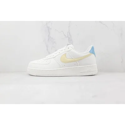 Nike Air Force 1 Low "Rice White/Navy Blue/Sand Yellow" фото № 2