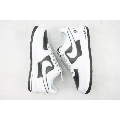 Nike Air Force 1 Low "Black and White" фото № 6 Nike Air Force 1 Low "Black and White" фото № 6