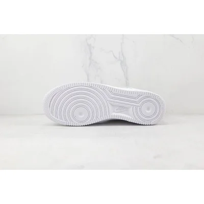 Nike Air Force 1 Low "COS Volt" фото № 8 Nike Air Force 1 Low "COS Volt" фото № 8