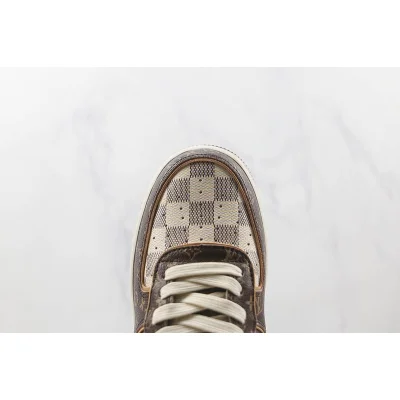 Louis Vuitton x Nike Air Force 1 Low "Monogram Brown" фото № 3 Louis Vuitton x Nike Air Force 1 Low "Monogram Brown" фото № 3