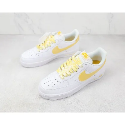 Nike Air Force 1 Low "Jumbo Swoosh Yellow" фото № 5