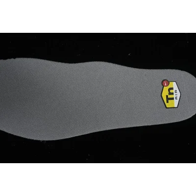 Nike Air Max Plus Drift "Light Smoke Grey" фото № 9 Nike Air Max Plus Drift "Light Smoke Grey" фото № 9