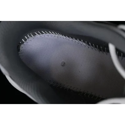 Nike Air Max Plus Drift "Light Smoke Grey" фото № 7 Nike Air Max Plus Drift "Light Smoke Grey" фото № 7