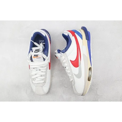 Sacai x Nike Cortez "White/Varsity Royal" фото № 7 Sacai x Nike Cortez "White/Varsity Royal" фото № 7