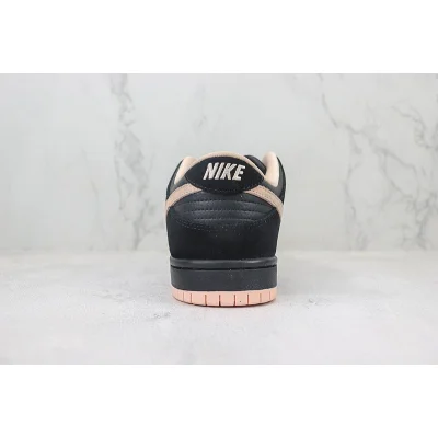 Nike Dunk Low "Black/Coral" фото № 9 Nike Dunk Low "Black/Coral" фото № 9