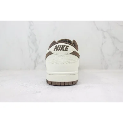 Louis Vuitton x Nike Dunk Low "Coffee Brown/White/Wolf Grey" фото № 9