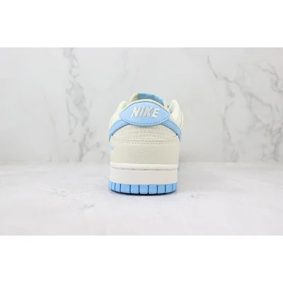 Louis Vuitton x Nike Dunk Low "Arctic Blue/White/Monogram" фото № 9