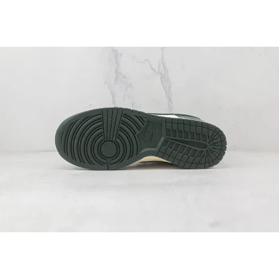Nike Dunk Low "Vintage Green" фото № 9