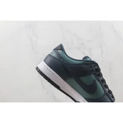 Nike SB Dunk Low "Mineral Slate Armory Navy" фото № 4