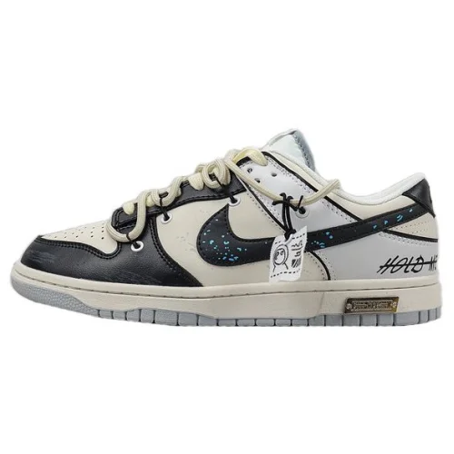 Nike SB Dunk Low "White/Cream/Black"