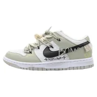 Nike Dunk Low "Green Bomb"
