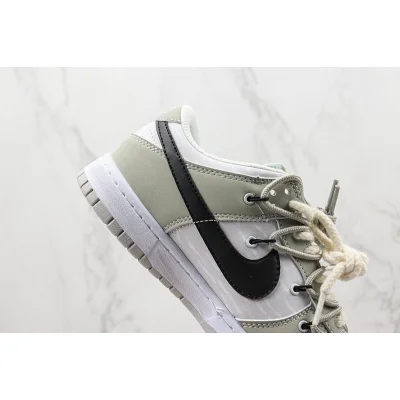 Nike Dunk Low "Green Bomb" фото № 4