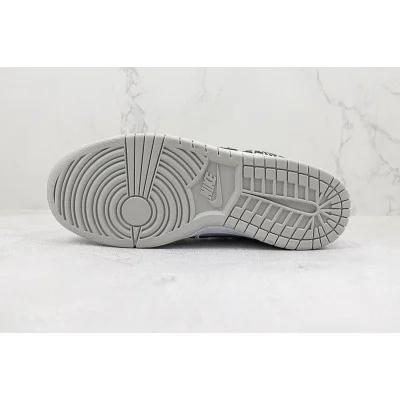 Nike Dunk Low "Green Bomb" фото № 8