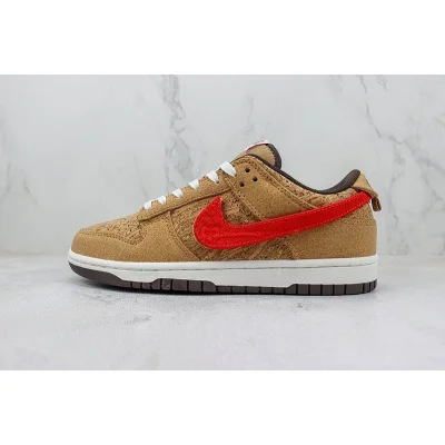 CLOT x Nike Dunk Low SP "Cork" фото № 2
