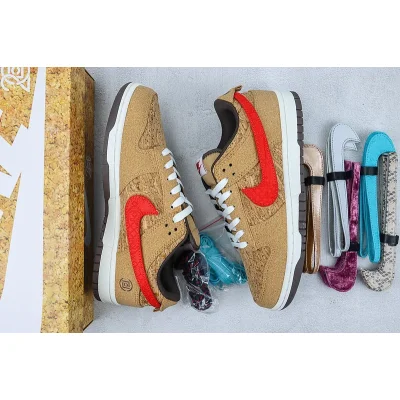 CLOT x Nike Dunk Low SP "Cork" фото № 6