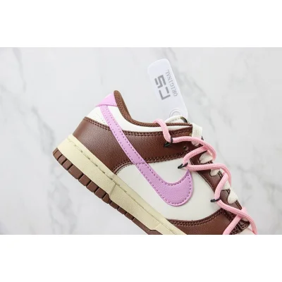 Nike Dunk Low "Cacao/Red Cell/Pink" фото № 3