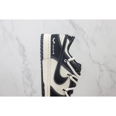 Carhartt x Nike Dunk Low "Black Bat" фото № 3 Carhartt x Nike Dunk Low "Black Bat" фото № 3