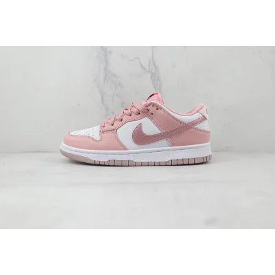 Nike Dunk Low "Pink Velvet" фото № 2