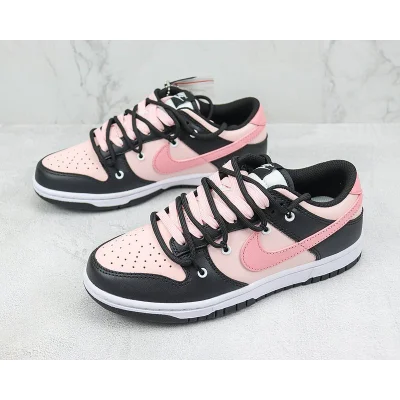 Nike Dunk Low "Black/Pink Foam" фото № 5 Nike Dunk Low "Black/Pink Foam" фото № 5