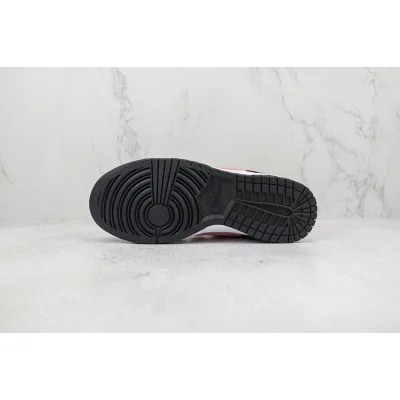 Nike Dunk Low "Black/Pink Foam" фото № 8 Nike Dunk Low "Black/Pink Foam" фото № 8