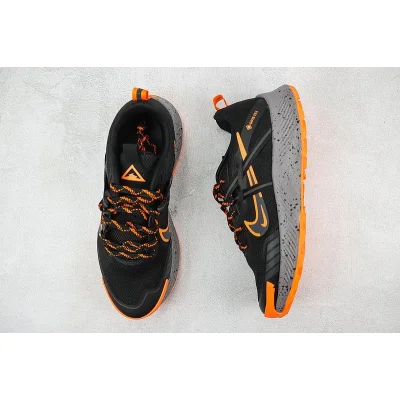 Gore-Tex x Nike Zoom Pegasus Trail 2 "Black/Orange" фото № 6 Gore-Tex x Nike Zoom Pegasus Trail 2 "Black/Orange" фото № 6