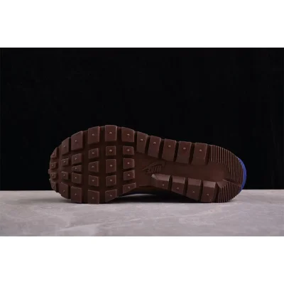 Sacai x Nike Vapor Waffle 3.0 "Brown/Blue/Black/White" фото № 4 Sacai x Nike Vapor Waffle 3.0 "Brown/Blue/Black/White" фото № 4