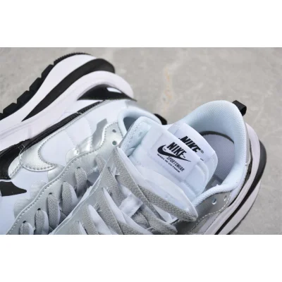 Sacai x Nike VaporWaffle 3.0 "Grey/Black" фото № 8