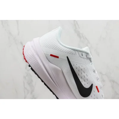 Nike Winflo 10 "White/Black/Crimson" фото № 4 Nike Winflo 10 "White/Black/Crimson" фото № 4