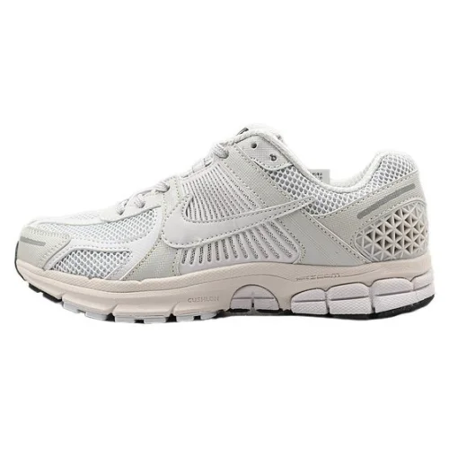 Nike Zoom Vomero 5 "Vast Grey"