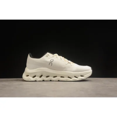 On Cloudtilt "Pearl Ice" фото № 2