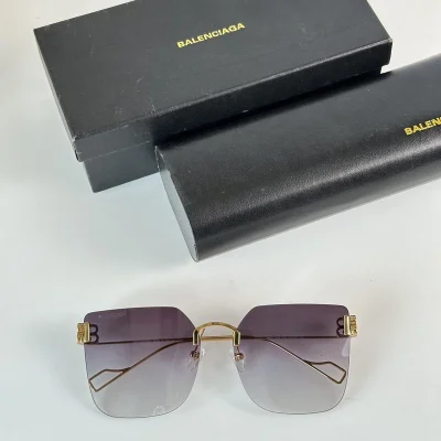 Солнцезащитные очки Balenciaga Large Lenses And Temples Decorated By Logo "Marsala" фото № 2 Солнцезащитные очки Balenciaga Large Lenses And Temples Decorated By Logo "Marsala" фото № 2