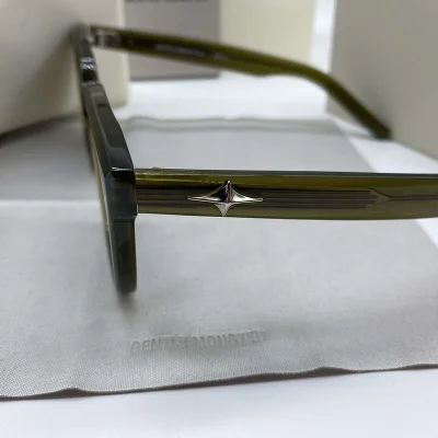 Солнцезащитные очки Gentle Monster Temples Decorated By Symbol "Yellow/Black" фото № 7