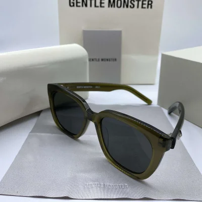 Солнцезащитные очки Gentle Monster Temples Decorated By Symbol "Yellow/Black" фото № 9