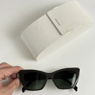 Солнцезащитные очки Prada Cat Eye Shaped With Logo "Black/Green" фото № 2