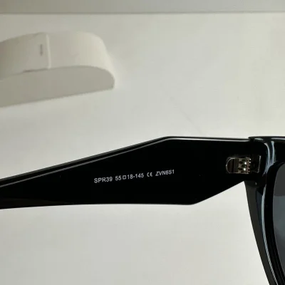 Солнцезащитные очки Prada Logo In Triangle On Side "Black" фото № 3