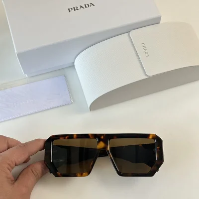 Солнцезащитные очки Prada Hexagon Form Frame With Silver Logo Side "Brown" фото № 2