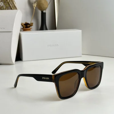 Солнцезащитные очки Prada Inscription On Temples "Brown" фото № 2