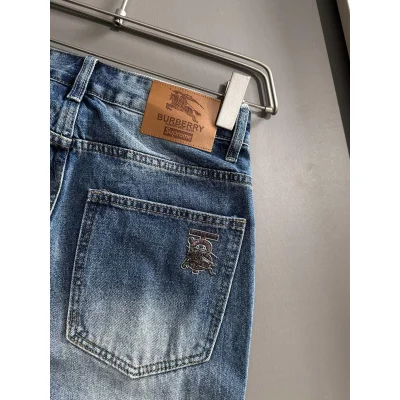 Джинсы Burberry Backside Brown Stripe Horse And Warrior "Blue" фото № 3 Джинсы Burberry Backside Brown Stripe Horse And Warrior "Blue" фото № 3