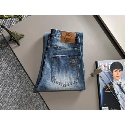 Джинсы Burberry Backside Brown Stripe Horse And Warrior "Blue" фото № 2 Джинсы Burberry Backside Brown Stripe Horse And Warrior "Blue" фото № 2