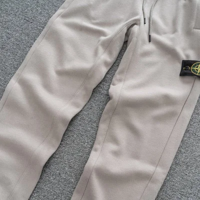 Штаны Stone Island With Compass Patch "Cream" фото № 9 Штаны Stone Island With Compass Patch "Cream" фото № 9