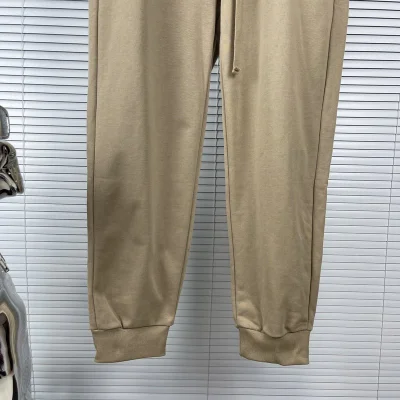 Штаны Stone Island With Logo - Sporty Style "Brown" фото № 3 Штаны Stone Island With Logo - Sporty Style "Brown" фото № 3