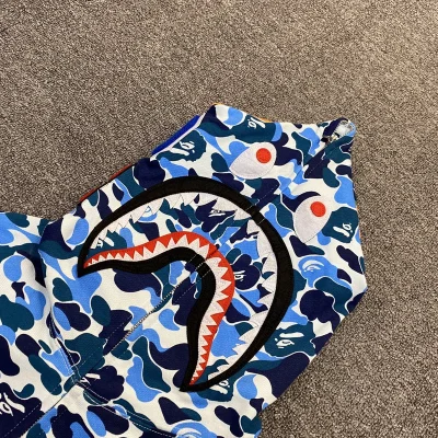 Худи A Bathing Ape Hood With A Pattern ZIP "Blue/White" фото № 8 Худи A Bathing Ape Hood With A Pattern ZIP "Blue/White" фото № 8