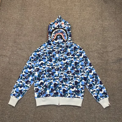 Худи A Bathing Ape Hood With A Pattern ZIP "Blue/White" фото № 2 Худи A Bathing Ape Hood With A Pattern ZIP "Blue/White" фото № 2